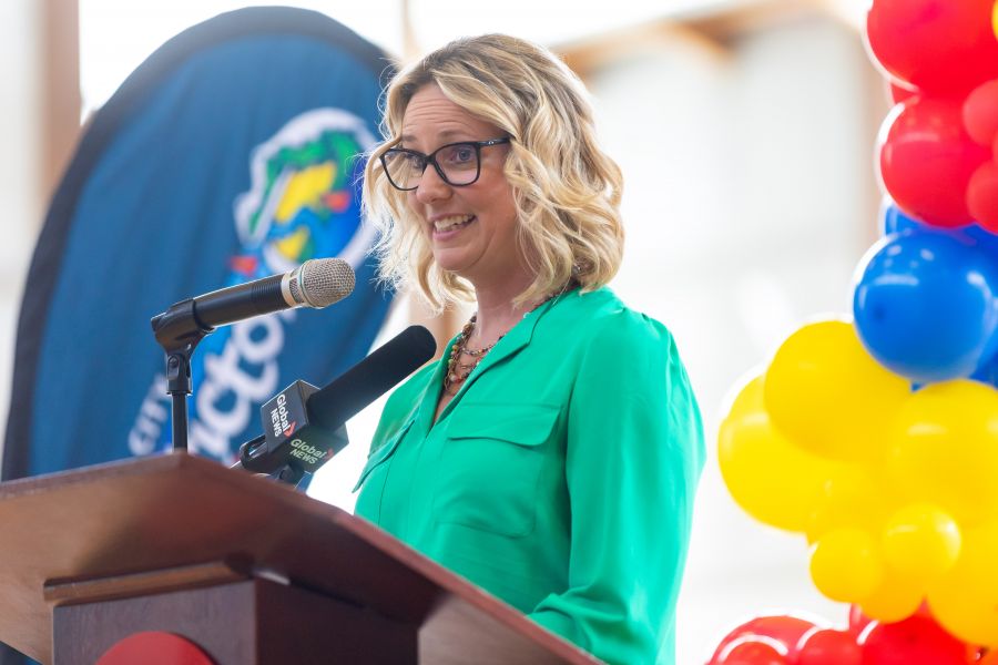 <who>Photo Credit: NowMedia/Gord Goble</who> Penticton's new Manager of Recreation, Arts and Culture Joanne Malar acted as MC