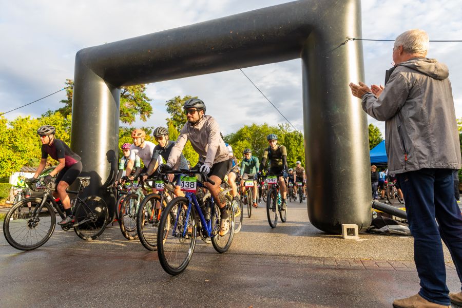 <who>Photo Credit: NowMedia/Gord Goble</who> Scene from 2024 Kettle Mettle Dirty Fondo
