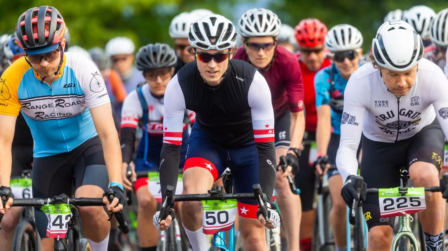 <who>Photo Credit: NowMedia/Gord Goble</who> Scene from start of 2024 Kettle Mettle Dirty Fondo