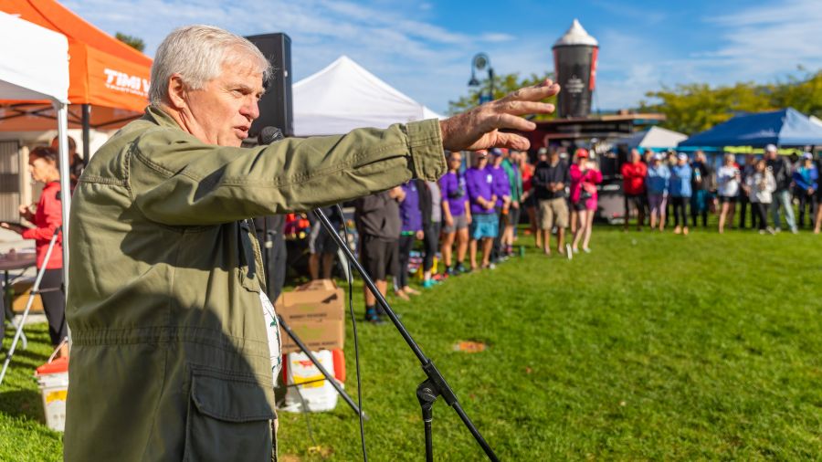 <who>Photo Credit: Gord Goble</who>