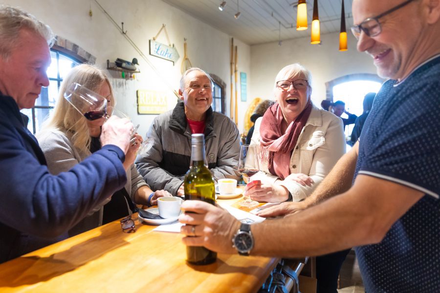 <who>Photo Credit: NowMedia/Gord Goble</who> Scene from Lake Breeze Vineyards