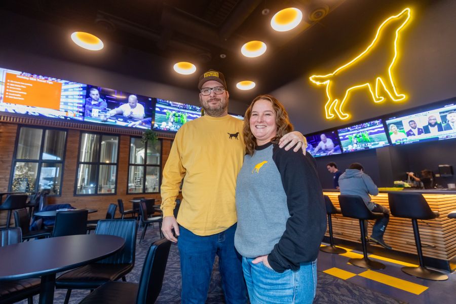 <who>Photo Credit: NowMedia/Gord Goble</who> MIke and Melinda Coghill in the Penticton Yellow Dog