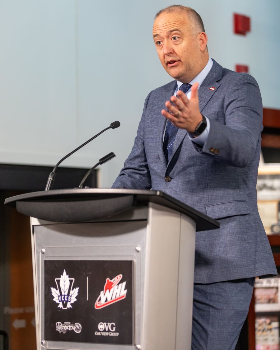 <who>Photo credit: NowMedia/Gord Goble</who> WHL commissioner Dan Near