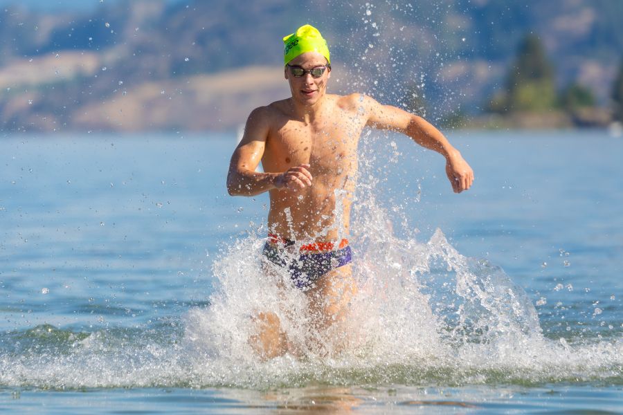 <who>Photo Credit: Gord Goble</who> Leo O'Keefe takes the 4.5K event