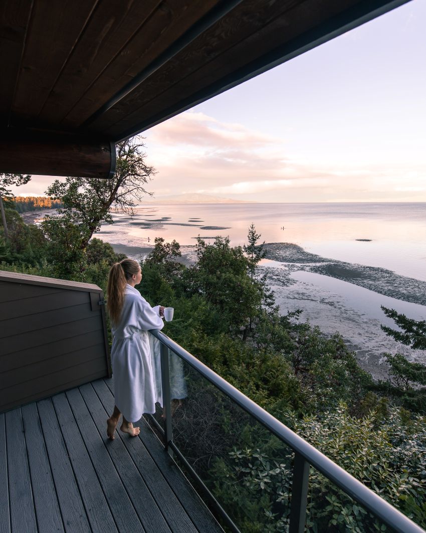 <who>Photo Credit: Tigh-Na-Mara Seaside Spa Resort</who>
