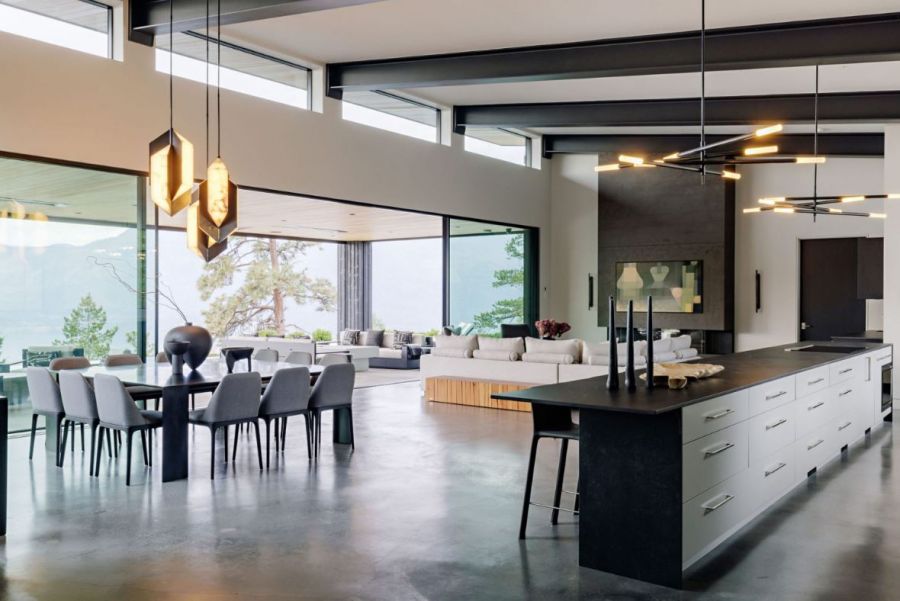 <who>Photo credit: Jon Adrian</who>Lake View Escape, built by Wilson & Company and designed by Begrand Fast, is one of three finalists in the marquee 'home of the year' category.