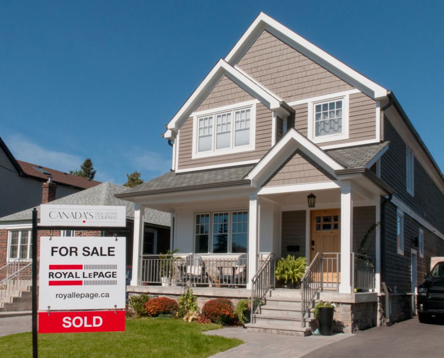 <who>Photo credit: Royal LePage</who>The average home price in BC exploded 164% between 2006 and 2024.