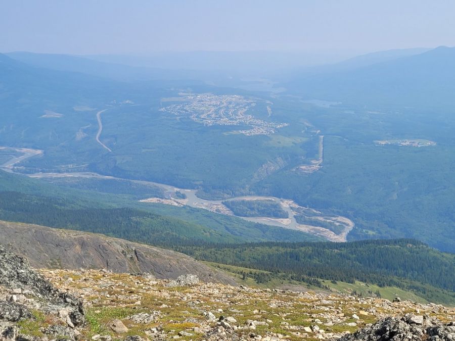 <who> Photo Credit: Peter Shokeir, Local Journalism Initiative Reporter</who>A view of Grande Cache from the top of Mount Stearn.