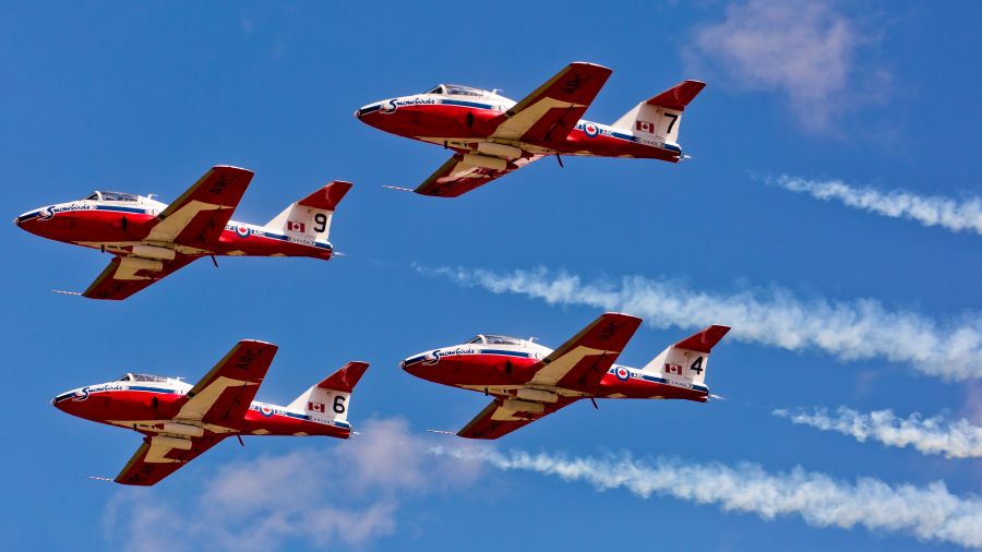 <who>Photo Credit: Gord Goble </who> Snowbirds during Peach Fest 2019