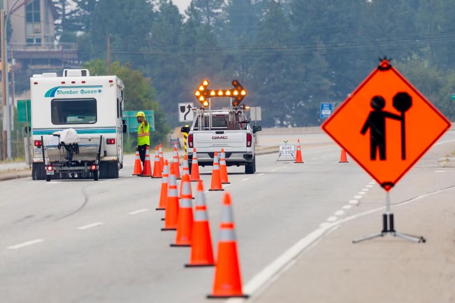 <who> Photo Credit: NowMedia/Gord Goble</who> Hwy 97 closed because of a rockslide in August 2023.