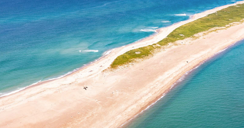 <who> Photo credit: Tourism Nova Scotia </who> Sable Island.
