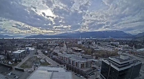 Kelowna weather: Thunderstorms, patches of sunshine, high of 16ºC