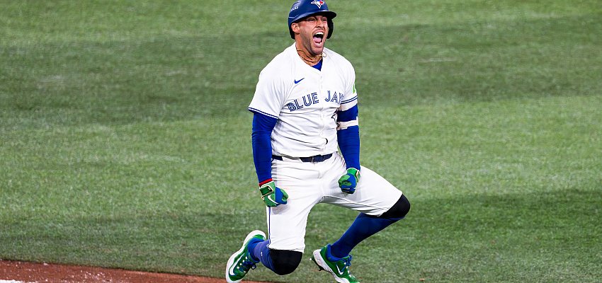 Dramatic 7th inning Springer home run propels Blue Jays into World Series
